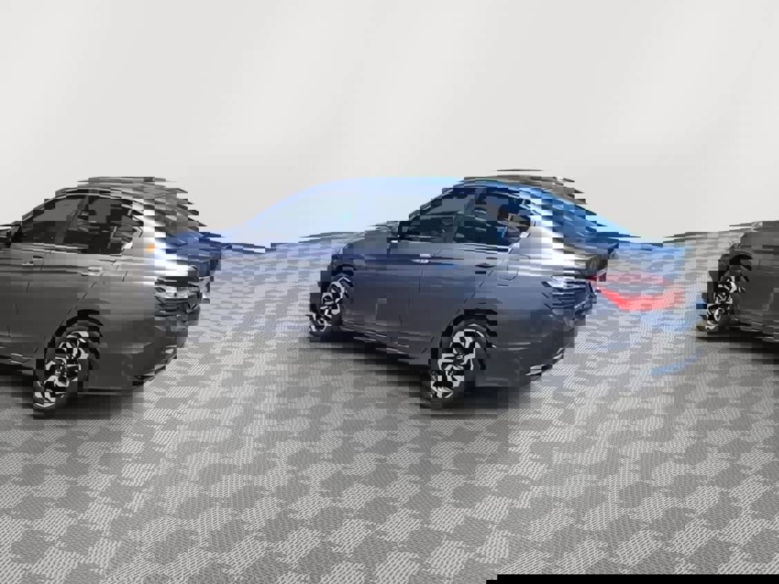 Used 2016 Honda Accord EX image 6