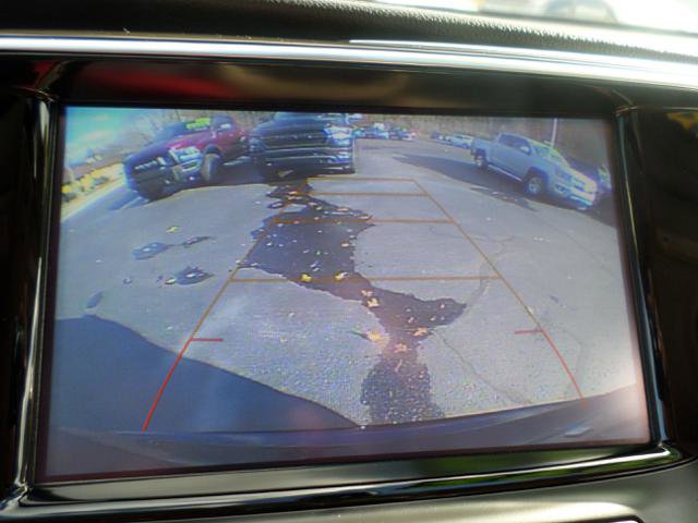 Used 2020 Buick Envision Essence AWD/4WD image 10