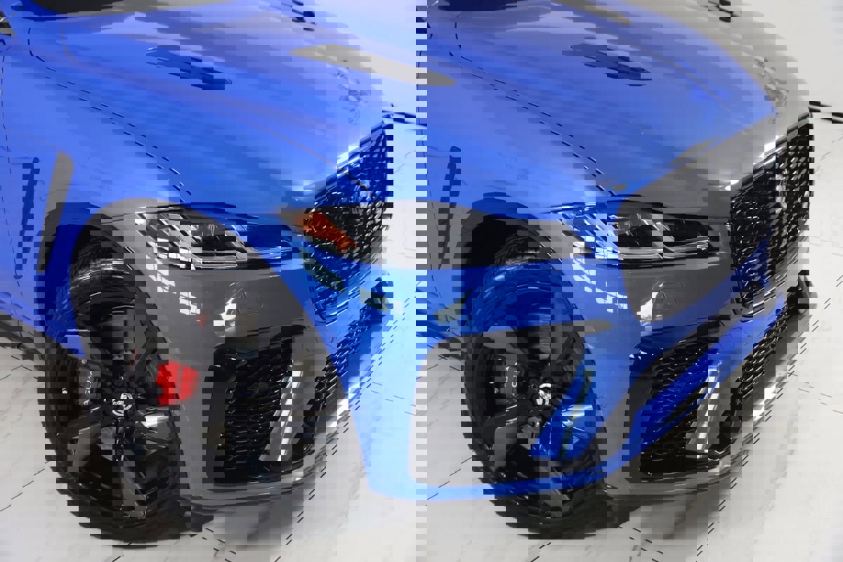 Used 2024 Jaguar F-PACE SVR image 31