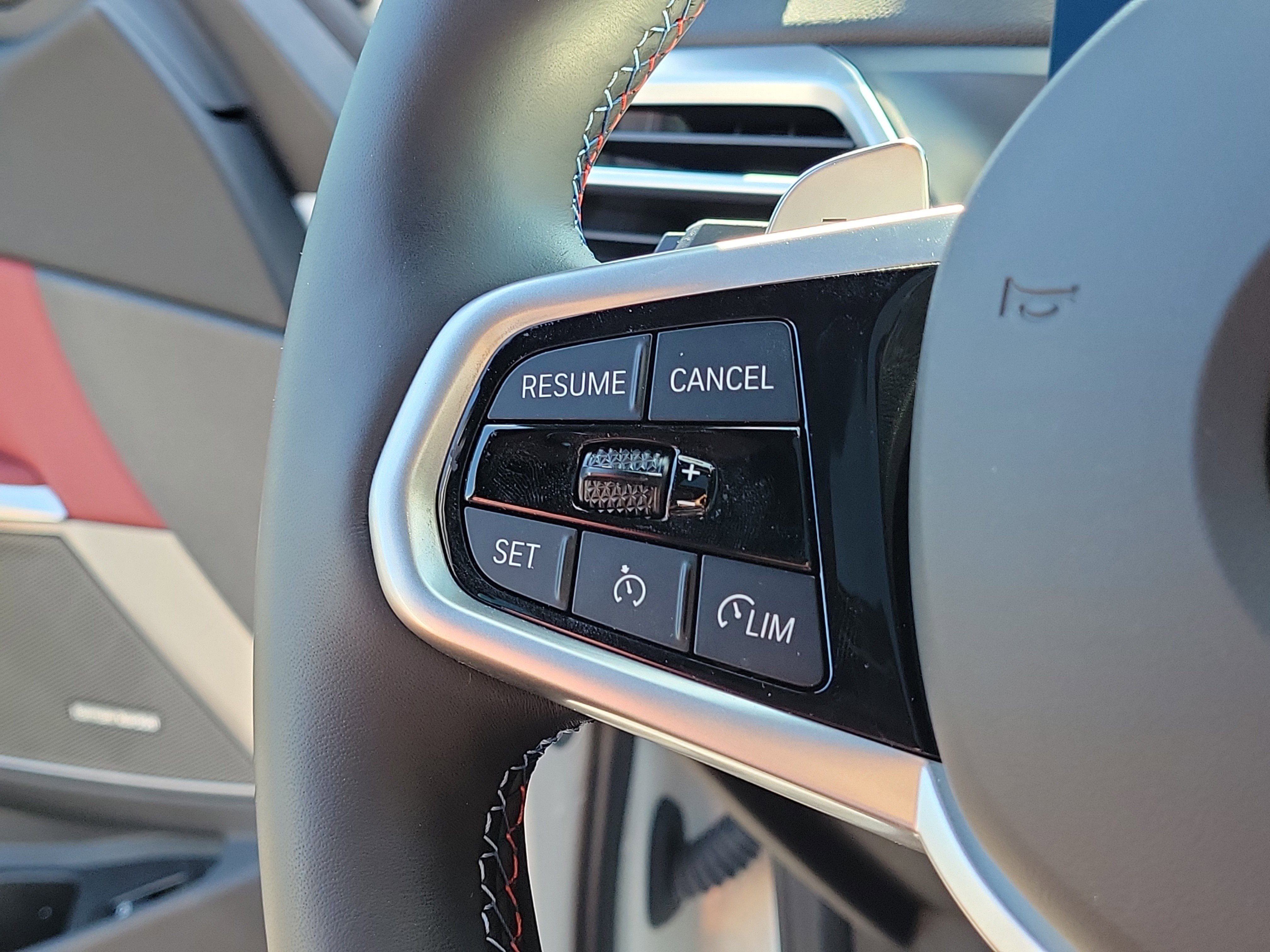 Used 2025 BMW M340i w/ Premium Package RWD image 29