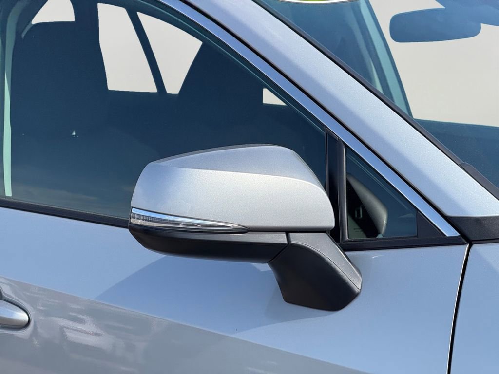 Used 2025 Toyota RAV4 LE image 11