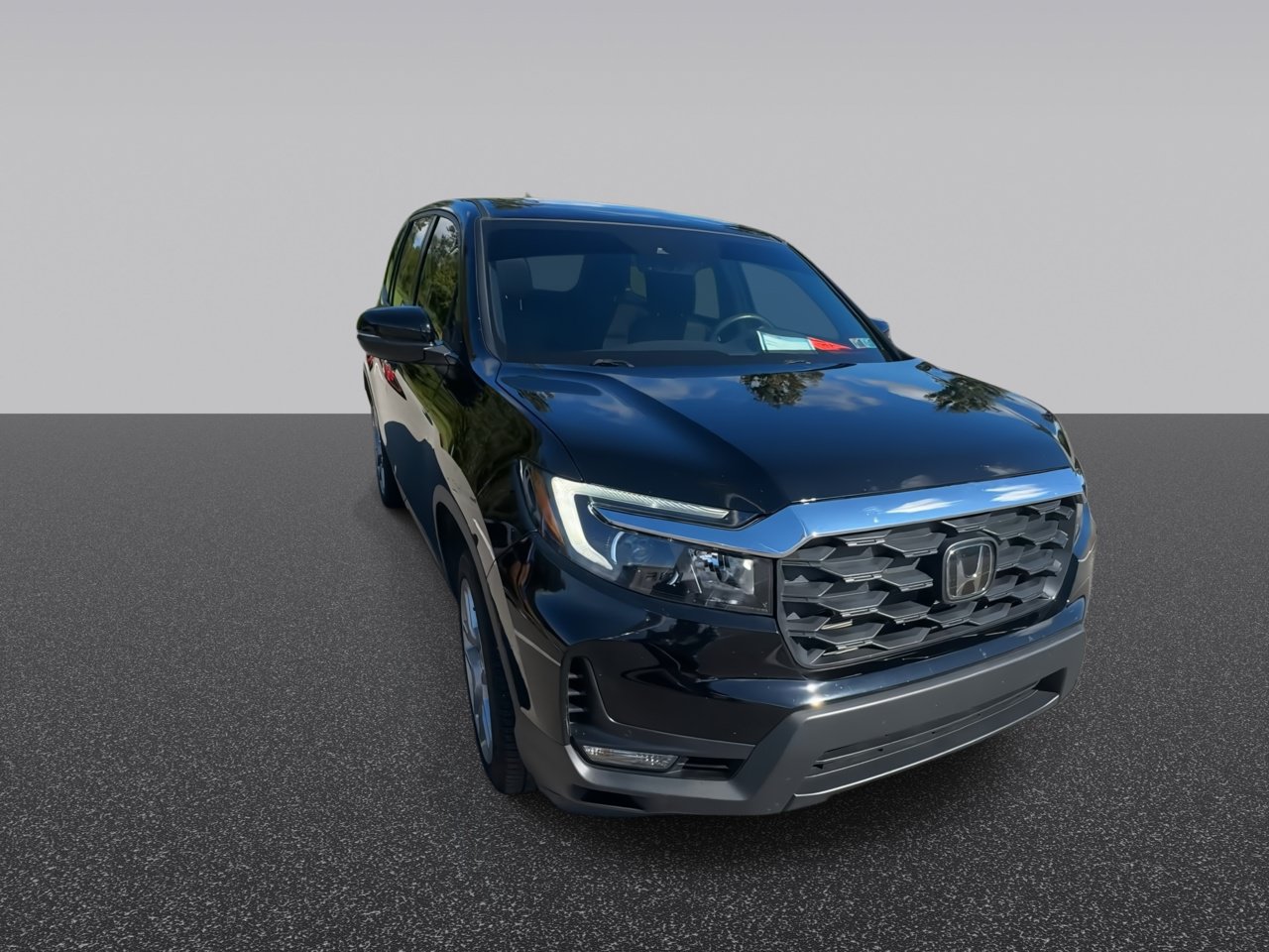 Used 2024 Honda Passport EX-L image 3