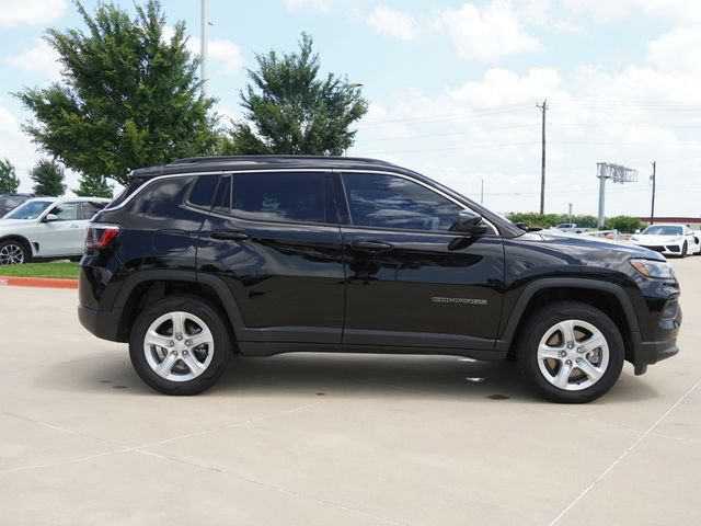 Certified 2023 Jeep Compass Latitude AWD/4WD image 10