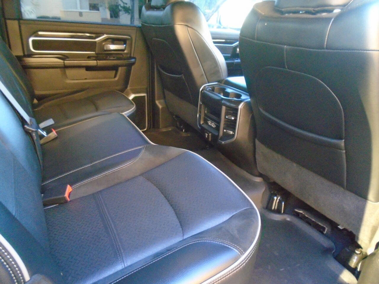 Used 2021 RAM 3500 Laramie w/ Night Edition image 65