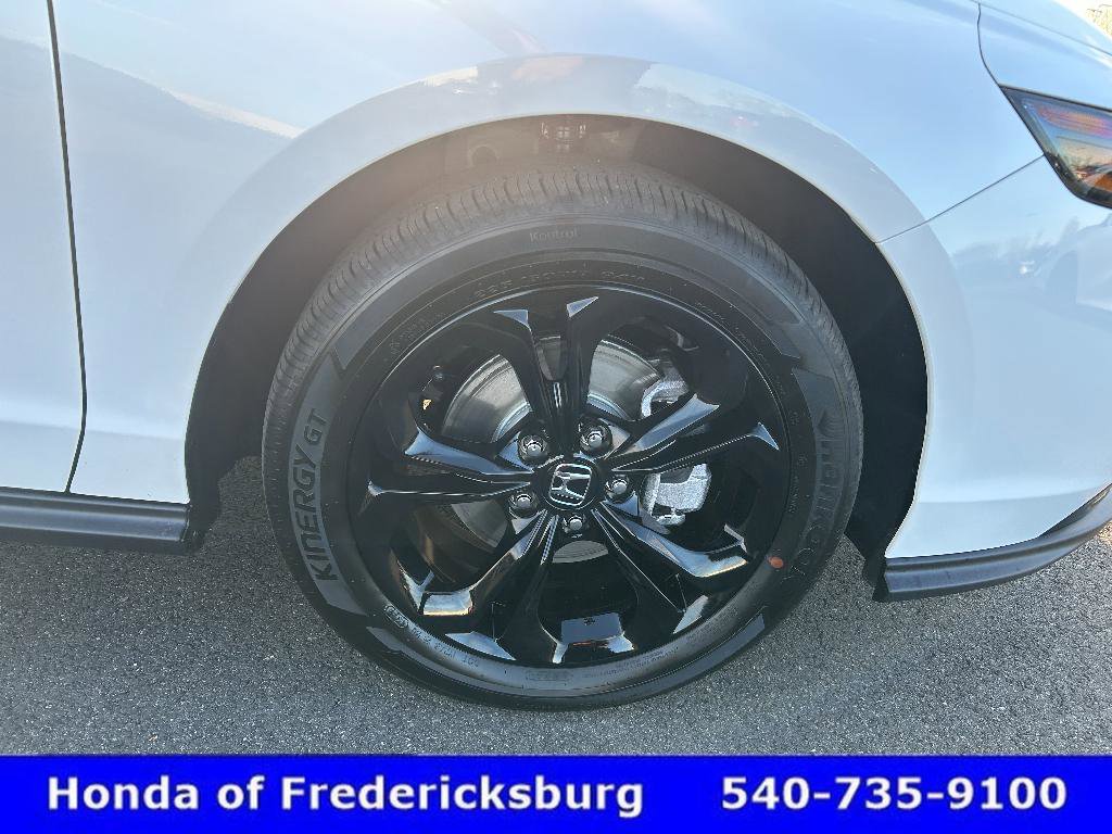 Certified 2025 Honda Accord SE image 33