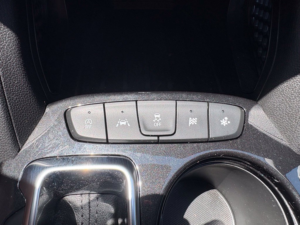 Used 2026 Chevrolet TrailBlazer LT w/ LT Cold Weather Package FWD image 4