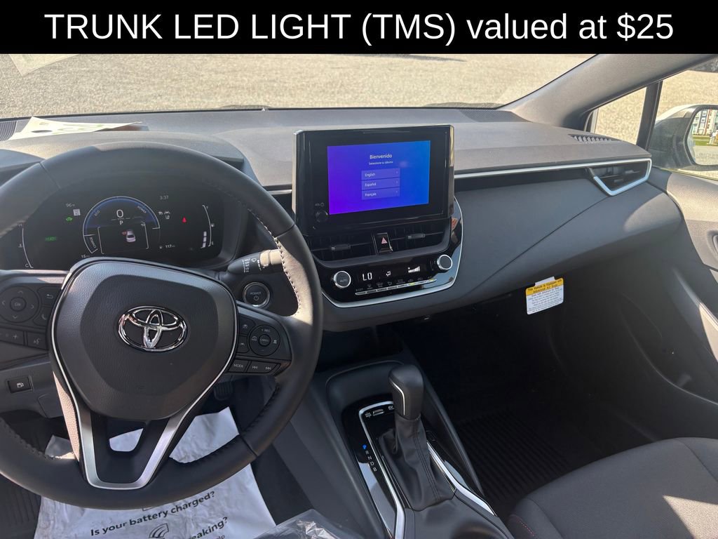 Used 2026 Toyota Corolla SE image 11