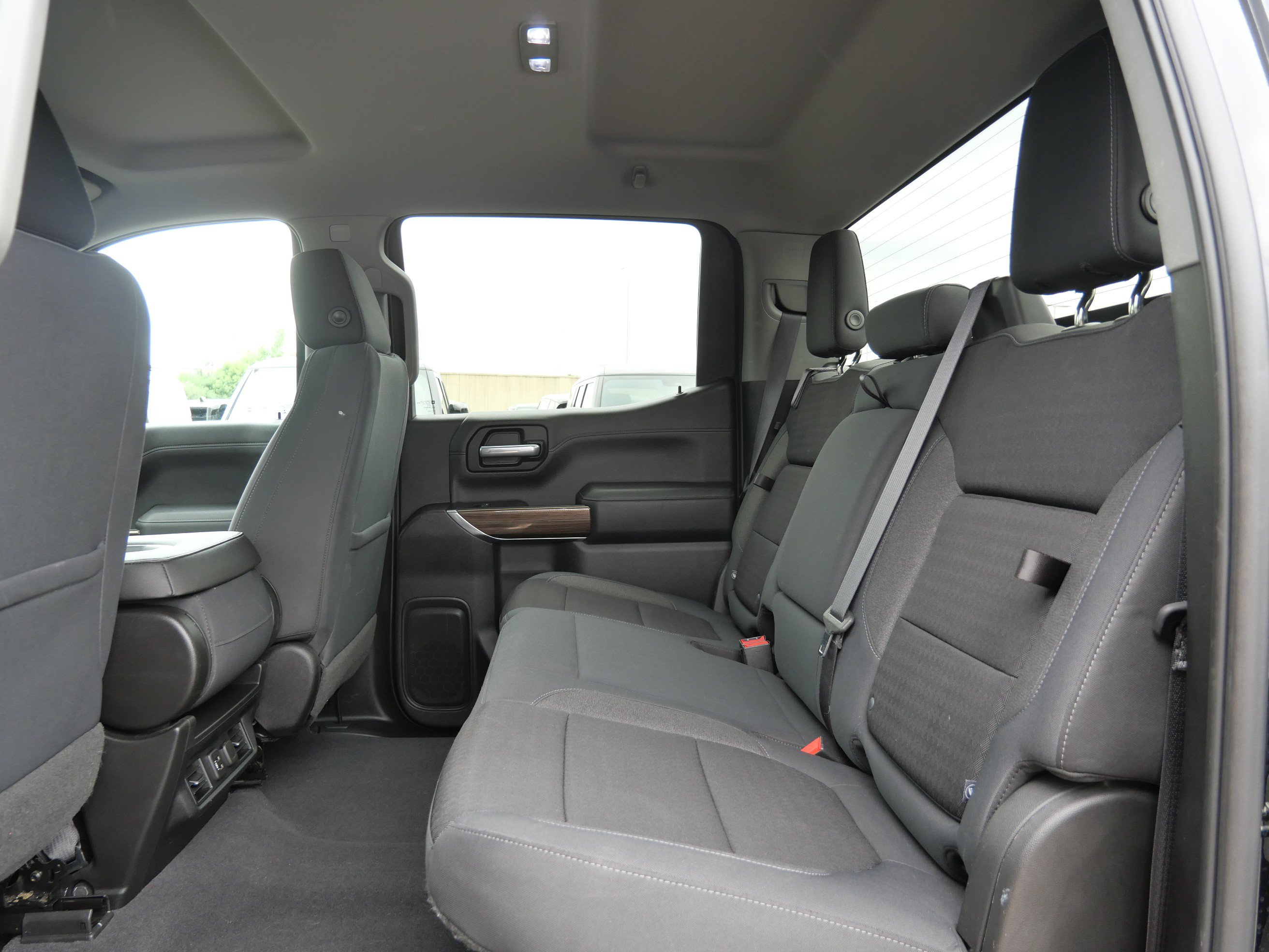 Used 2019 Chevrolet Silverado 1500 RST AWD/4WD image 14