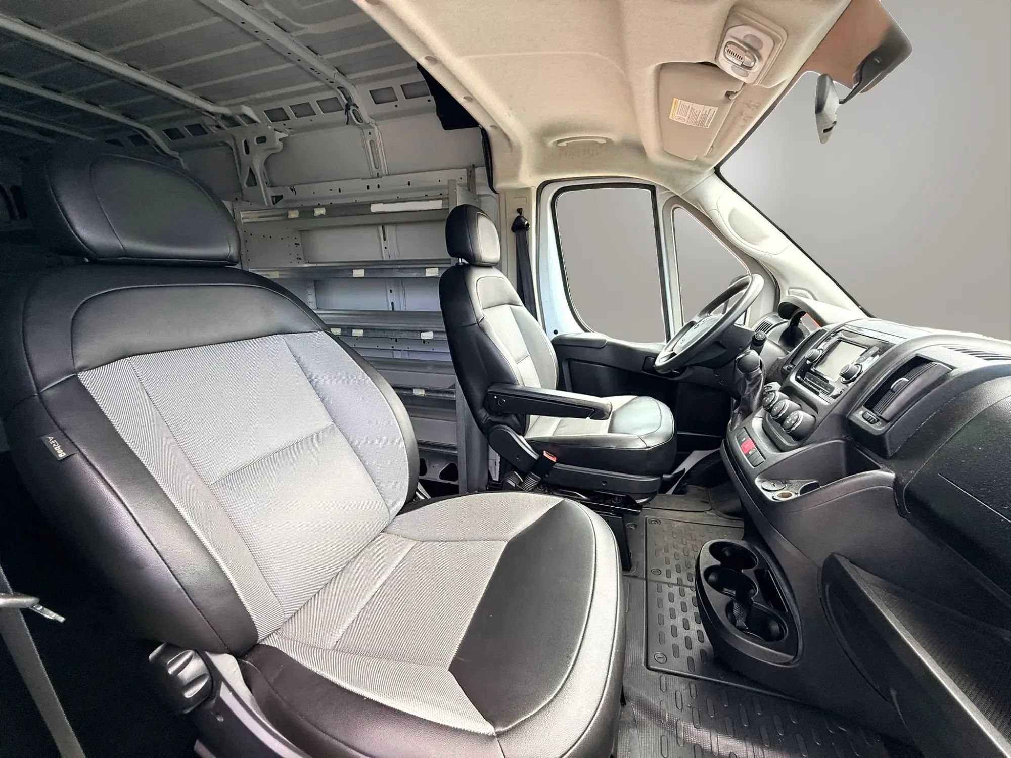 Used 2021 RAM ProMaster 2500 FWD image 11