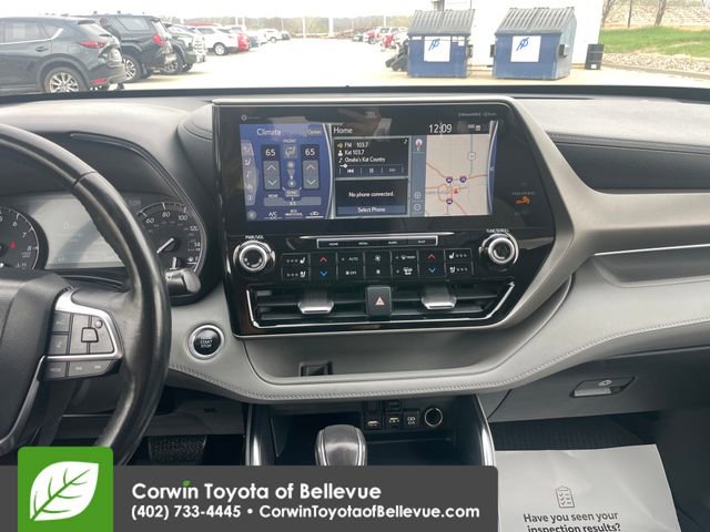 Used 2020 Toyota Highlander Limited image 11