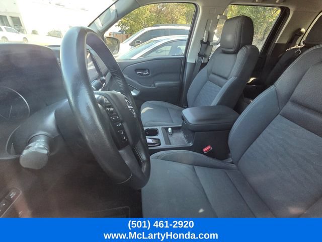 Used 2024 Nissan Frontier SV w/ SV Convenience Package RWD image 8