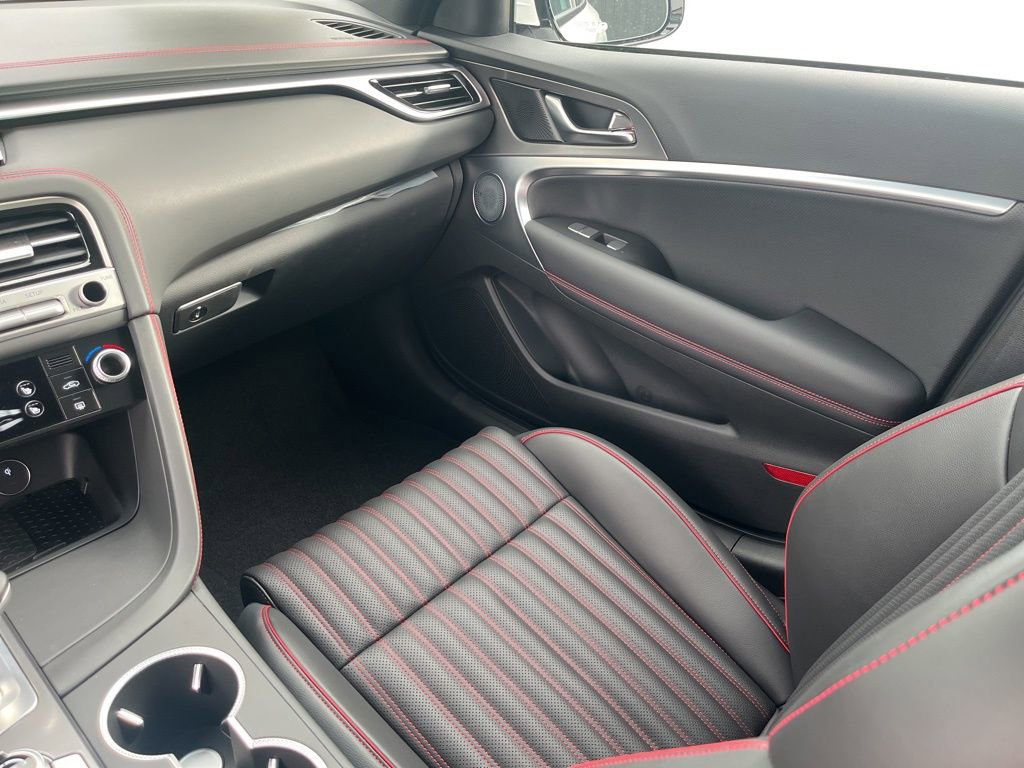New 2026 Genesis G70 3.3T Sport Prestige image 21