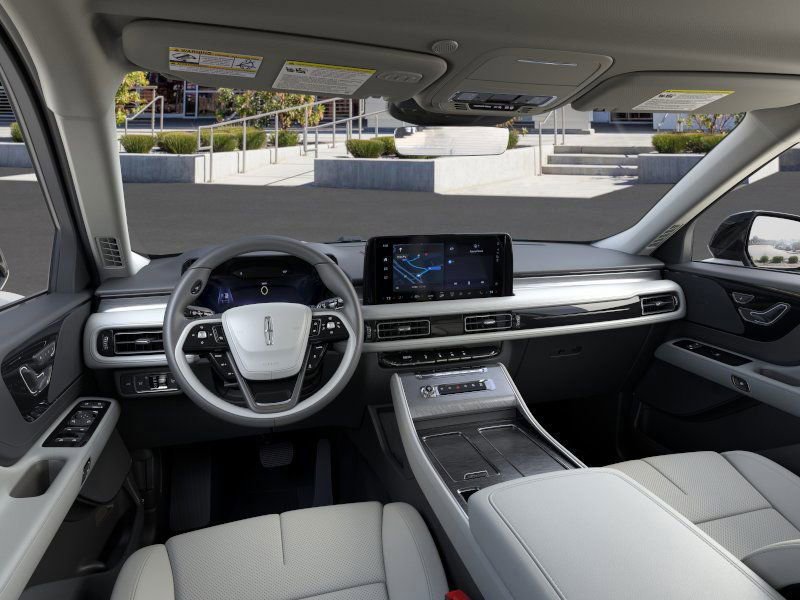 New 2026 Lincoln Aviator 2WD image 9