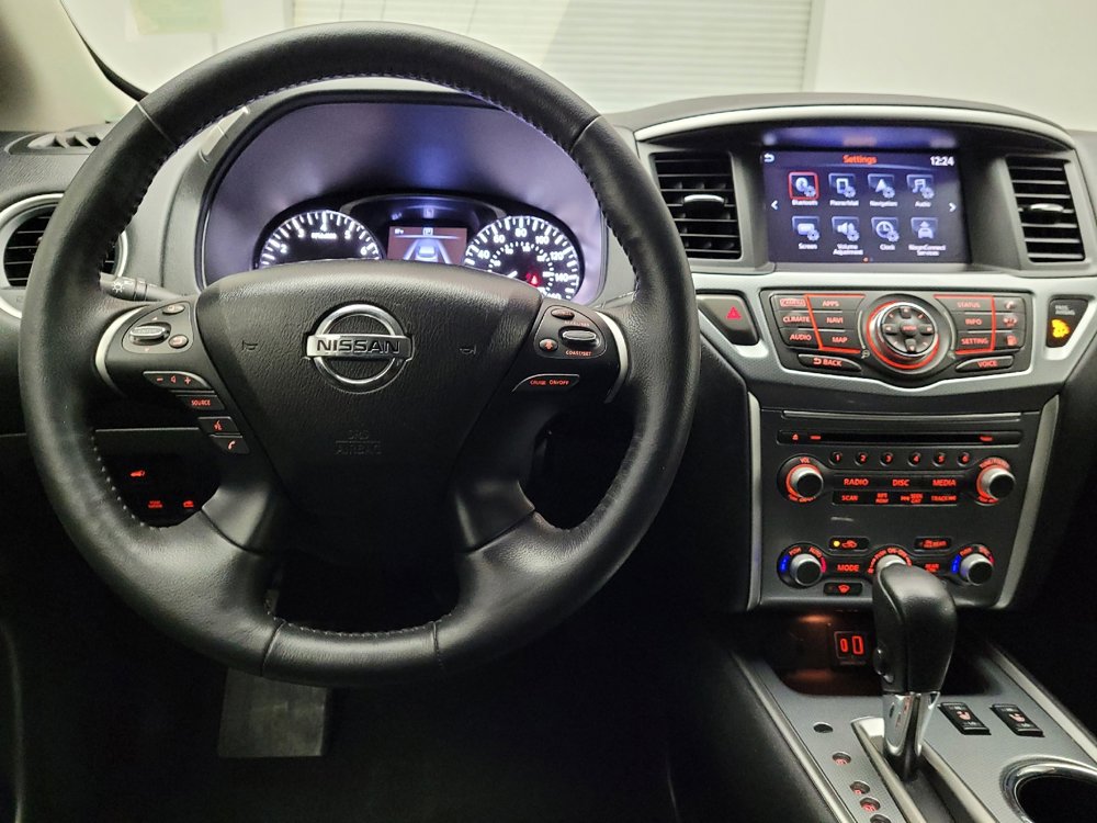 Used 2019 Nissan Pathfinder SL w/ Cargo Package image 22