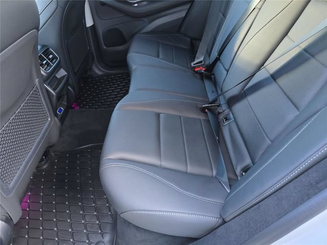 New 2026 Mercedes-Benz GLE 450e 4MATIC image 17