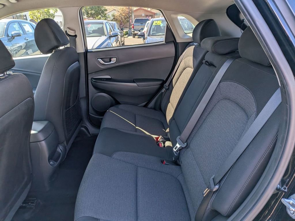 Certified 2023 Hyundai Kona SE image 27