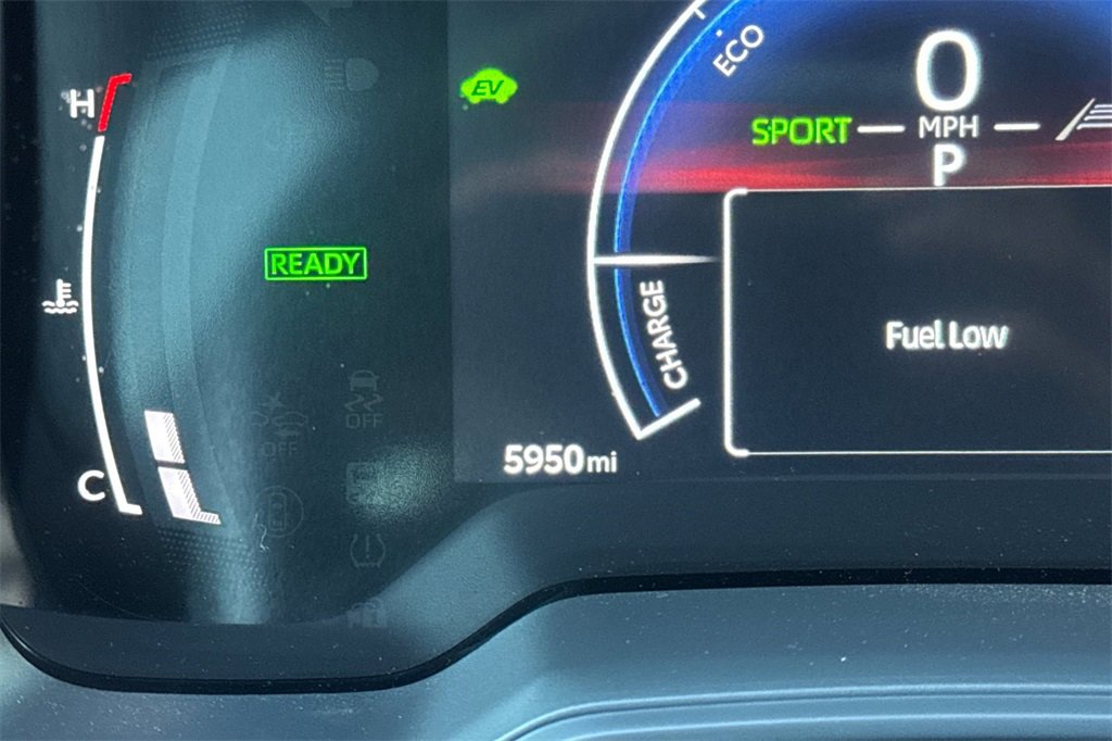 Certified 2025 Toyota Corolla SE image 24