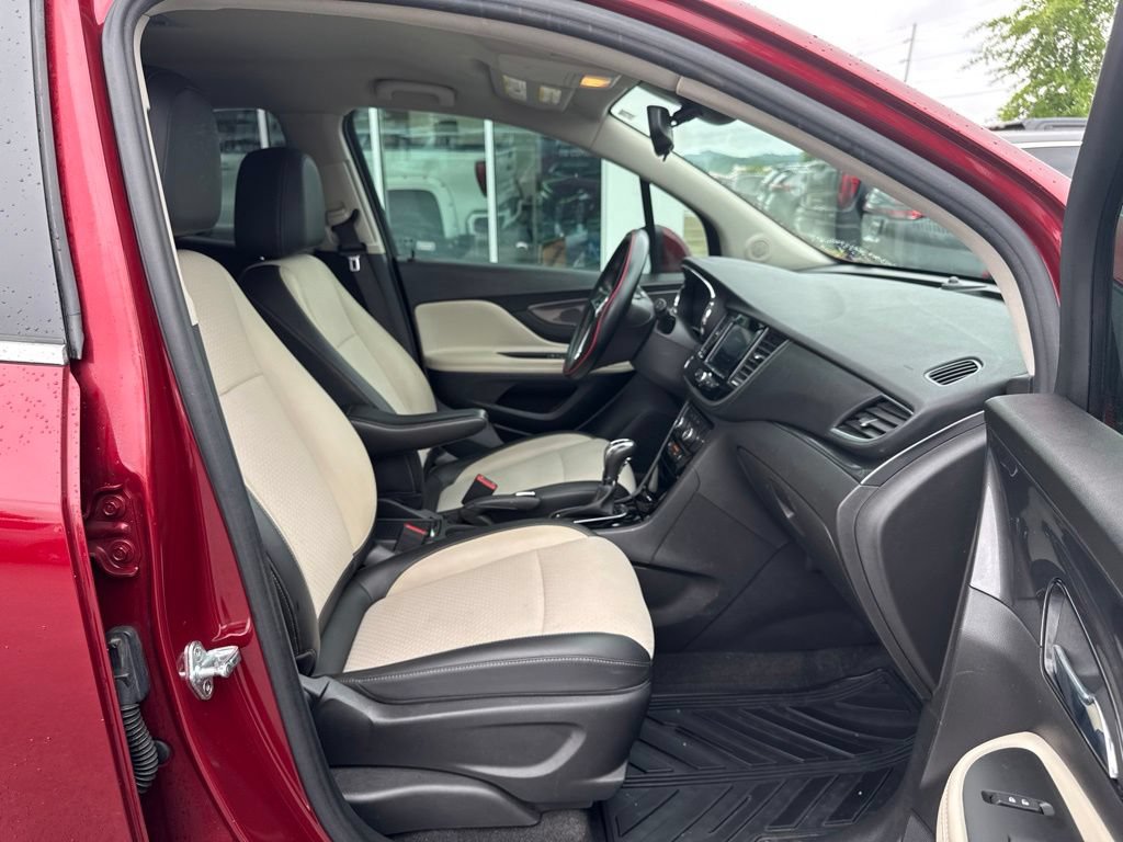 Used 2022 Buick Encore Preferred w/ Safety Package FWD image 16