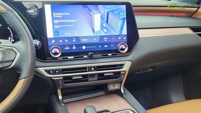 Used 2024 Lexus RX 350 Premium Plus w/ Convenience Package FWD image 46