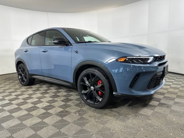 Used 2024 Dodge Hornet R/T Plus image 2