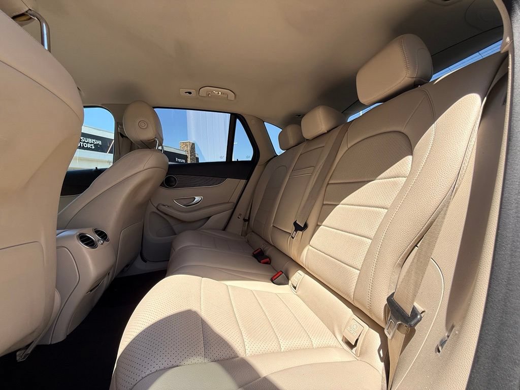 Used 2018 Mercedes-Benz GLC 300 4MATIC image 37