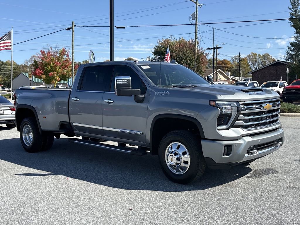 New 2026 Chevrolet Silverado 3500 High Country image 2