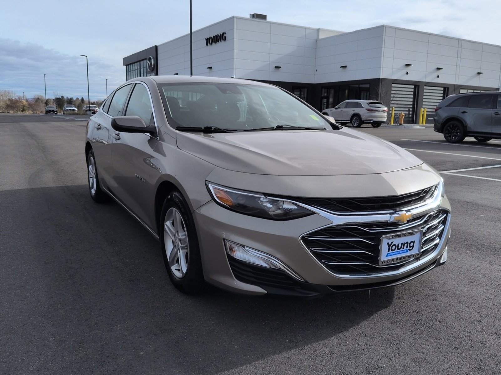 Used 2024 Chevrolet Malibu LS image 1