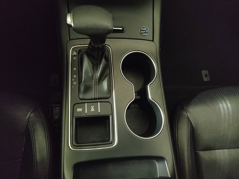 Used 2019 Kia Sorento LX image 26