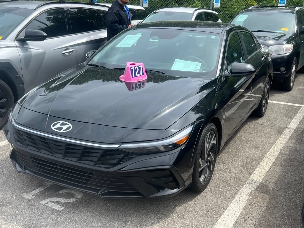 Certified 2025 Hyundai Elantra Sport