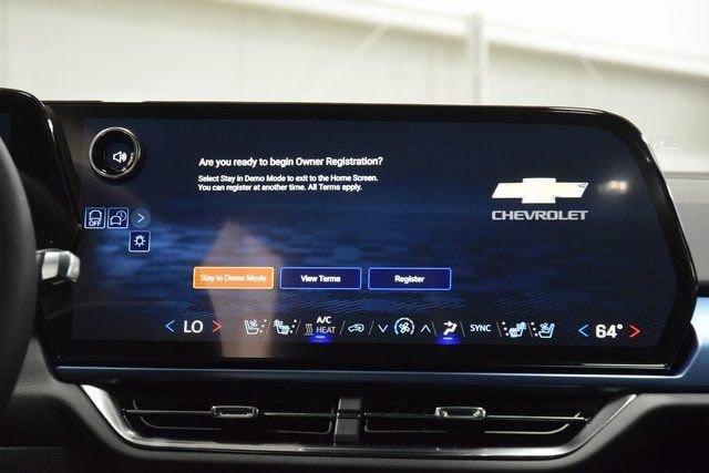 New 2026 Chevrolet Equinox EV LT w/ Convenience Package II FWD image 30