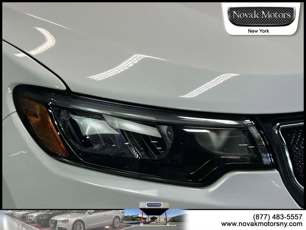 Used 2022 Jeep Compass Latitude image 10