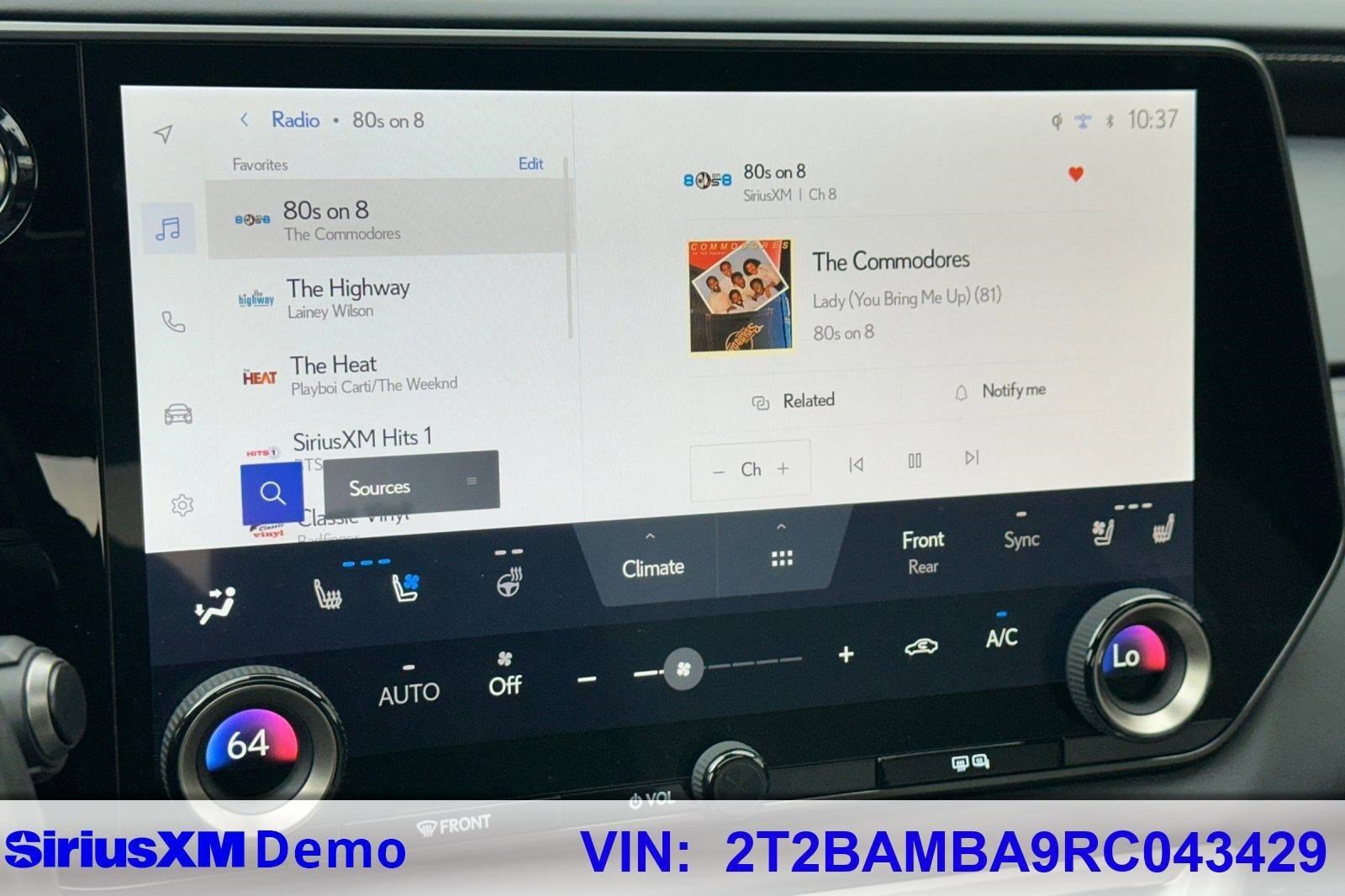 Used 2024 Lexus RX 350 Premium w/ Accessory Package (Z1) image 33