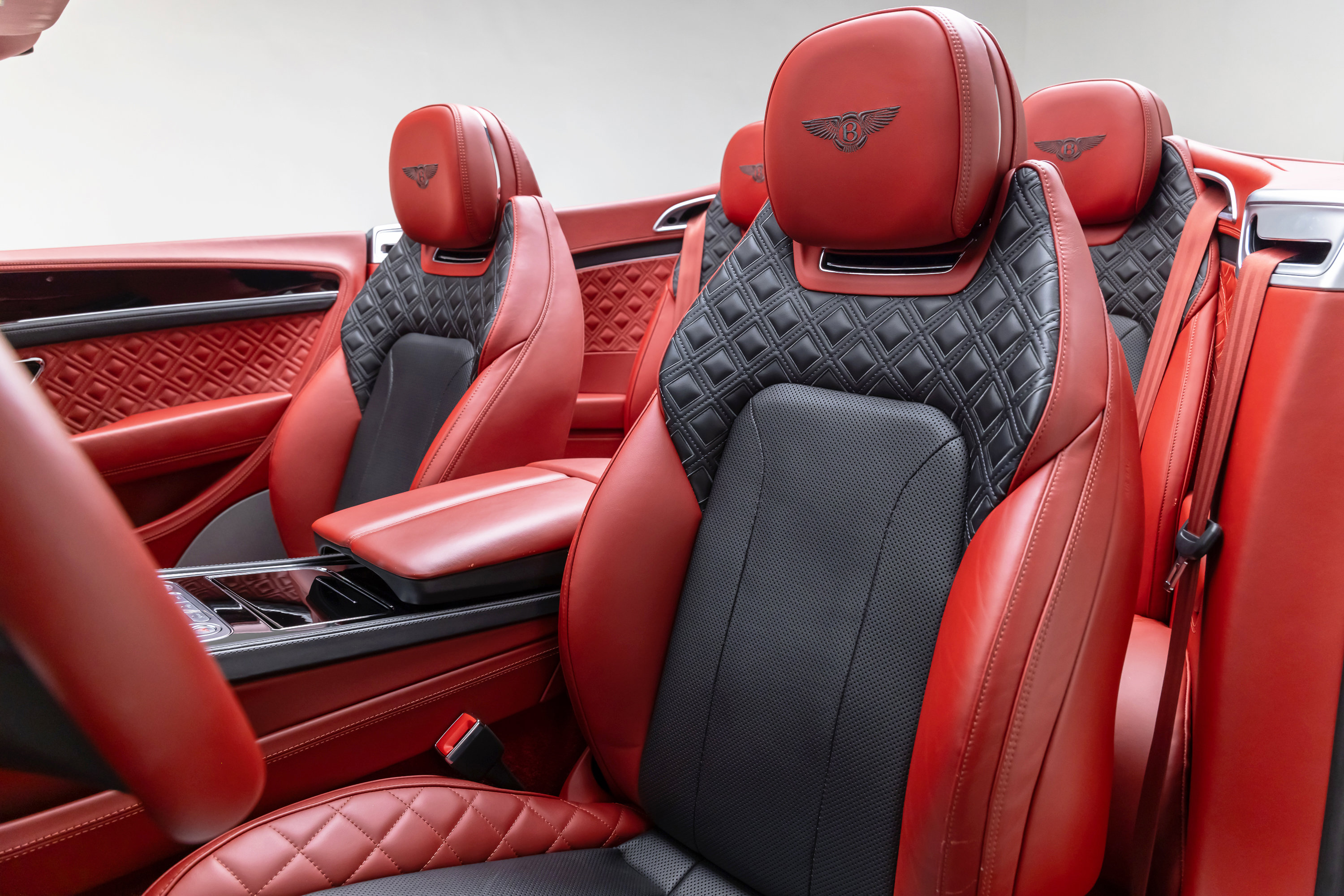 Used 2020 Bentley Continental GT image 57