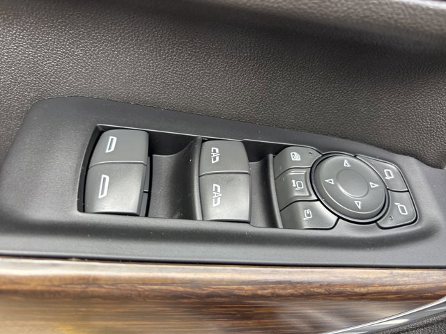 Used 2022 Chevrolet Silverado 2500 High Country w/ Technology Package AWD/4WD image 29