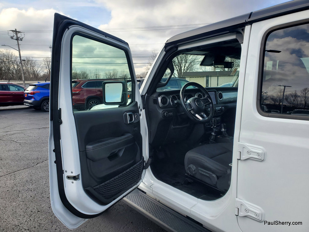 Used 2021 Jeep Wrangler Unlimited Sahara image 20