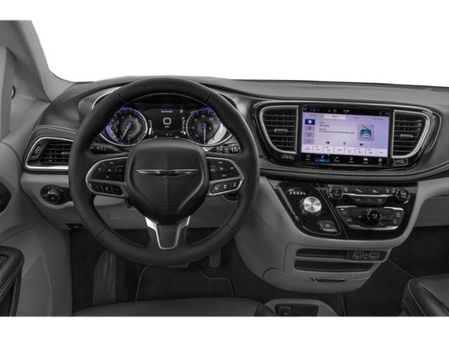 Used 2023 Chrysler Pacifica Touring-L FWD image 10