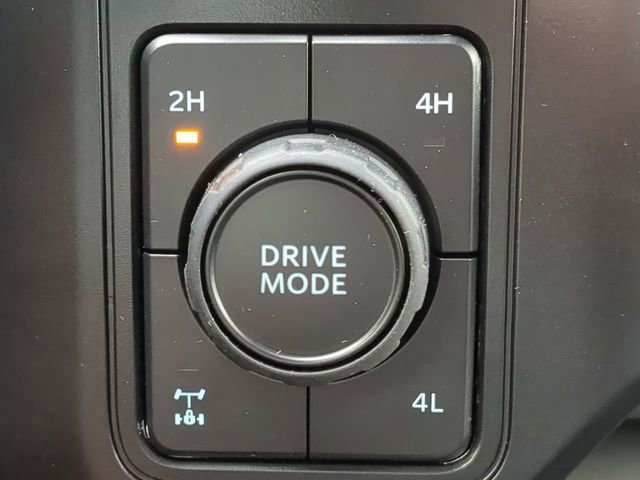 New 2026 Ford F350 XLT w/ 360-Degree Camera Package image 26