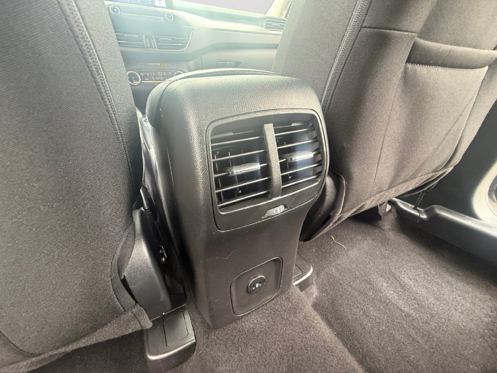 Used 2025 Ford Escape Active AWD/4WD image 25