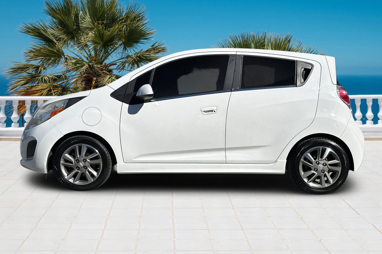 Used 2015 Chevrolet Spark LT image 7