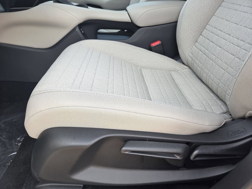 New 2027 Honda HR-V LX image 13