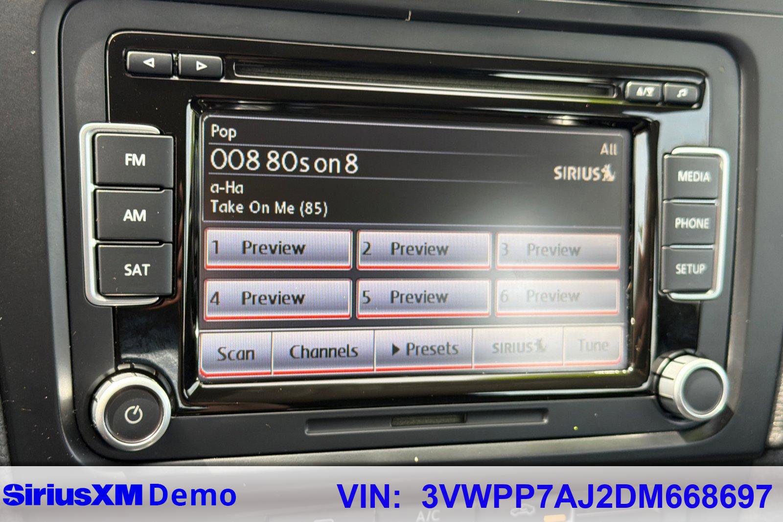 Used 2013 Volkswagen Jetta SE FWD image 26