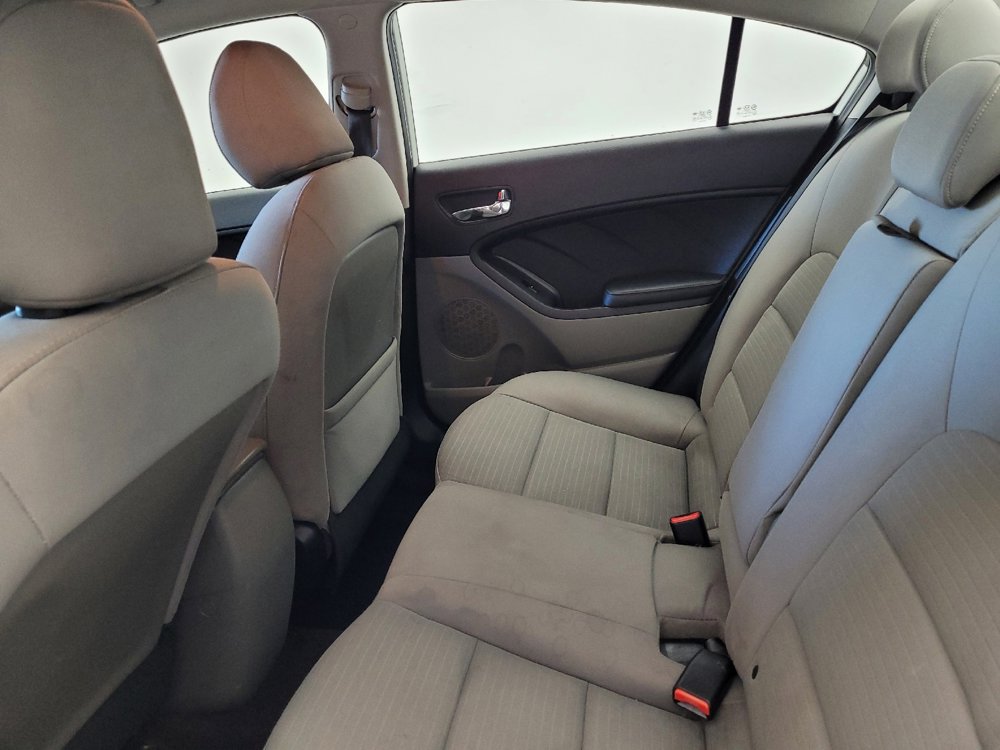 Used 2016 Kia Forte LX w/ LX Popular Plus Package image 18