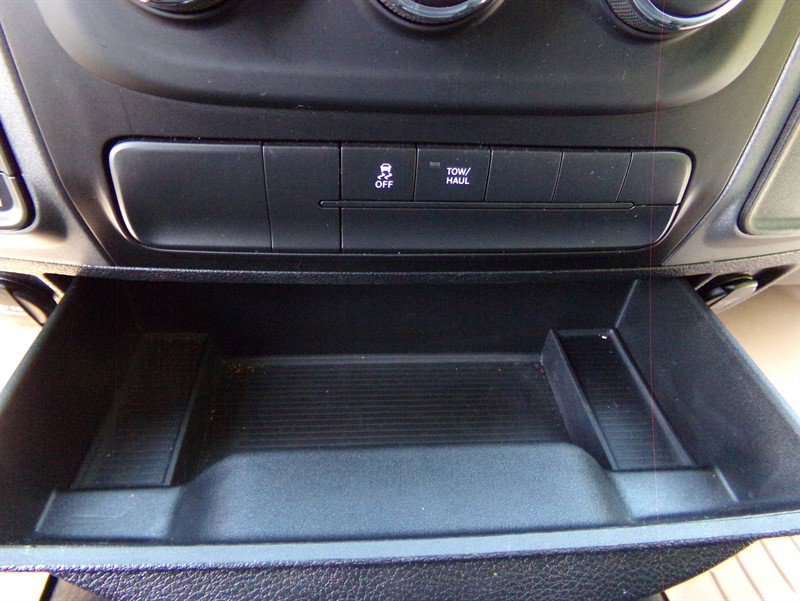 Used 2015 RAM 1500 Express AWD/4WD image 39