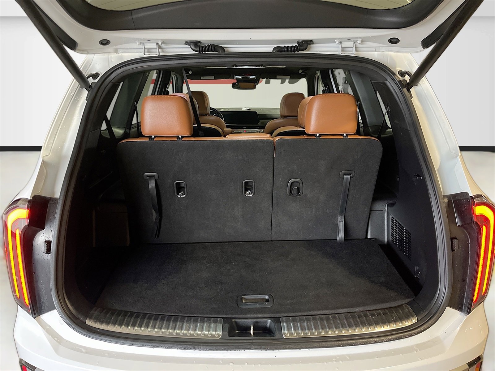 Used 2023 Kia Telluride SX X-Line image 29