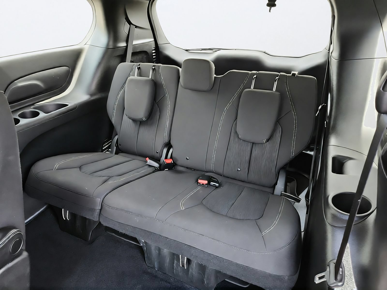 Used 2018 Chrysler Pacifica Touring Plus FWD image 24