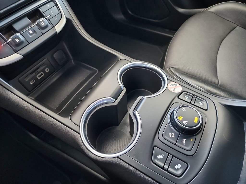 Certified 2024 GMC Terrain SLT image 29