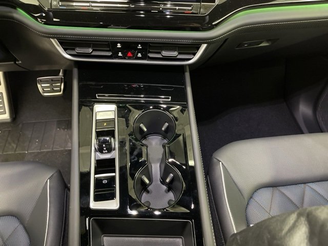 New 2025 Volkswagen Atlas Cross Sport SEL Premium R-Line image 16