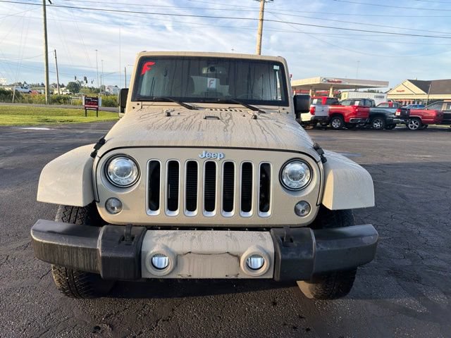Used 2017 Jeep Wrangler Unlimited Sahara w/ Connectivity Group AWD/4WD image 2