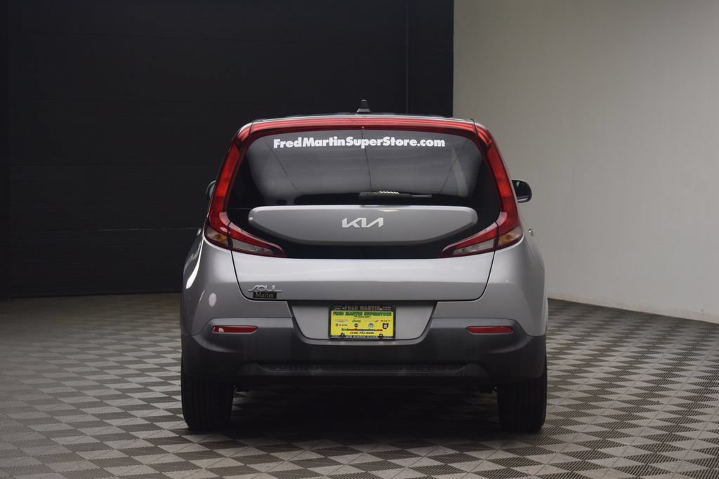 Used 2022 Kia Soul LX w/ Technology Package FWD image 8