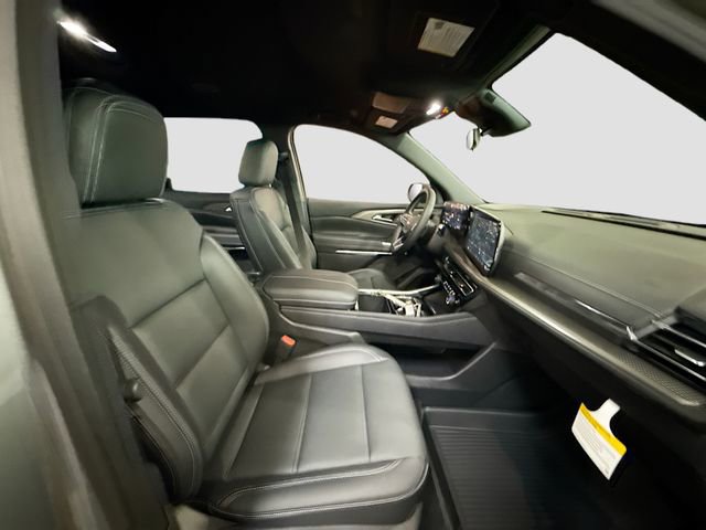 New 2026 Chevrolet Traverse LT w/ LPO, Floor Liner Package image 30